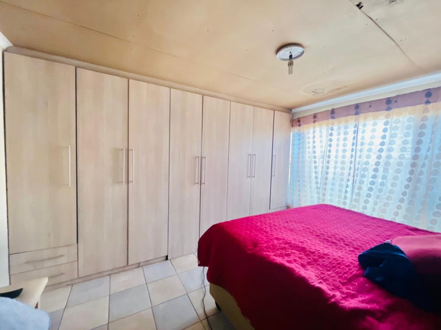 4 Bedroom Property for Sale in Grasslands Free State